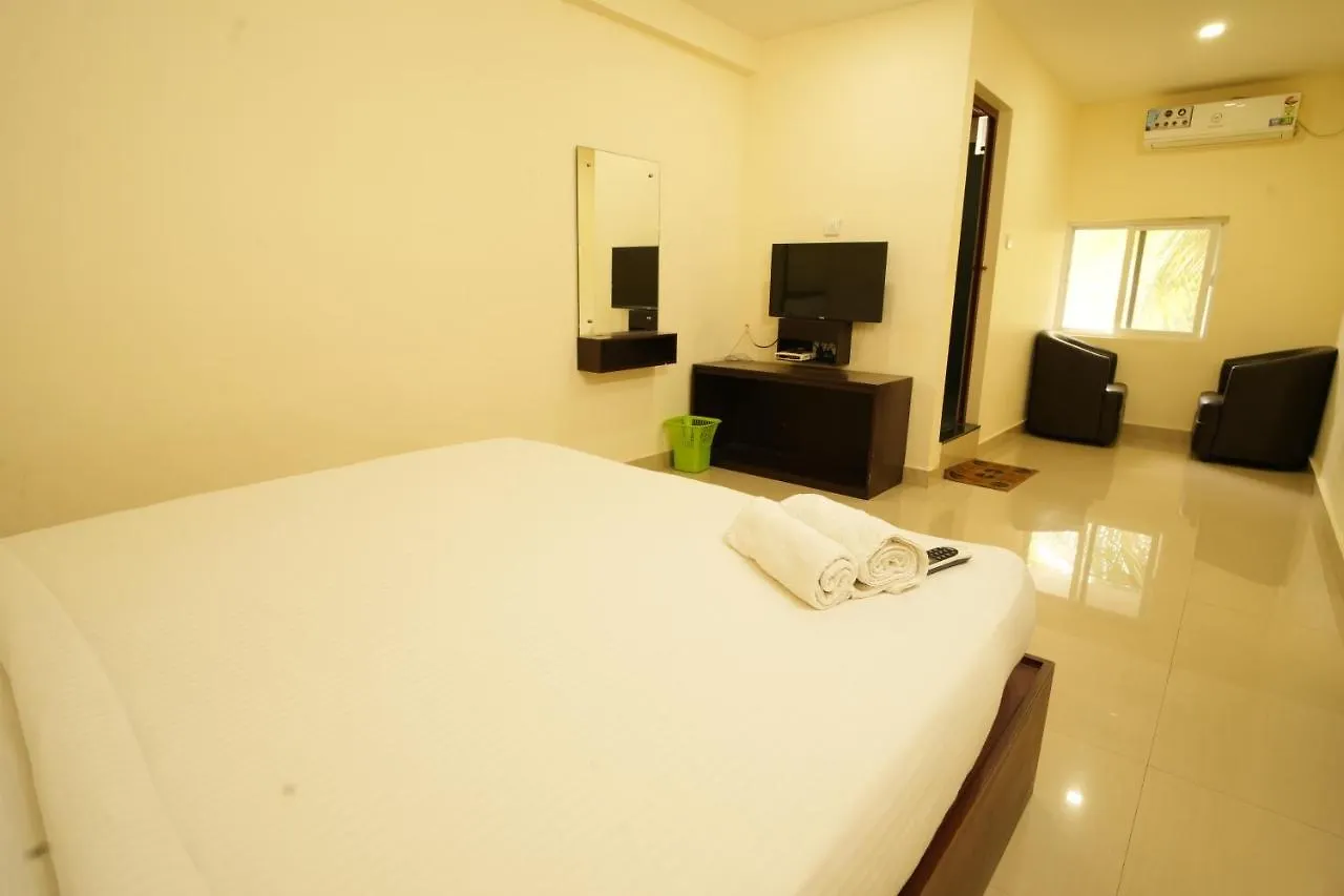 K V Suites Kochi 3*,