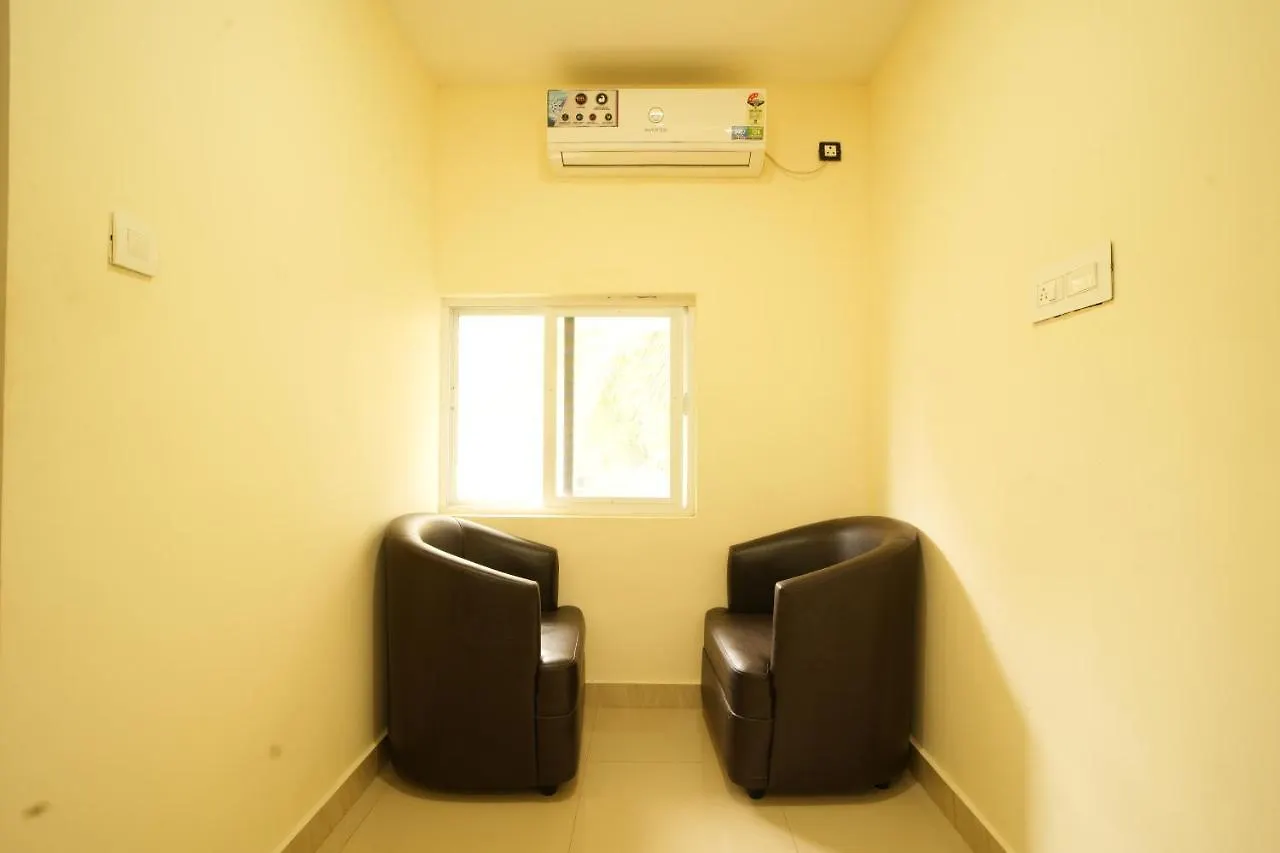 K V Suites Kochi 3*,