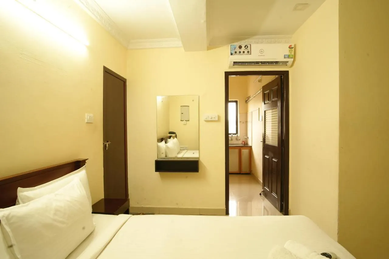 K V Suites Kochi 3*,  Indien