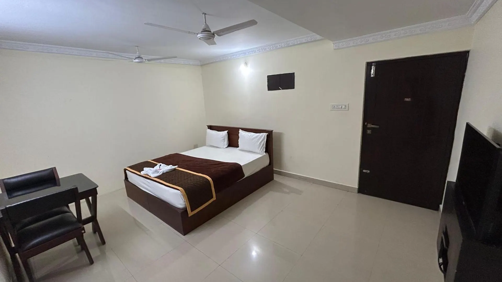 Hotel K V Suites Kochi
