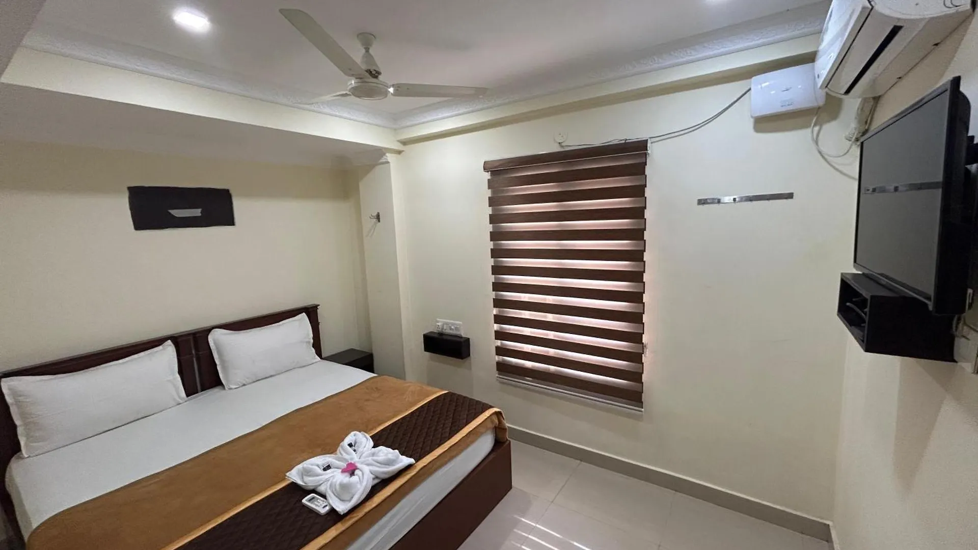 *** Hotel K V Suites Kochi Indien